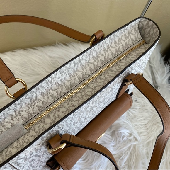 New Michael Kors Joey medium bucket shoulder tote Bag - Picture 15 of 15